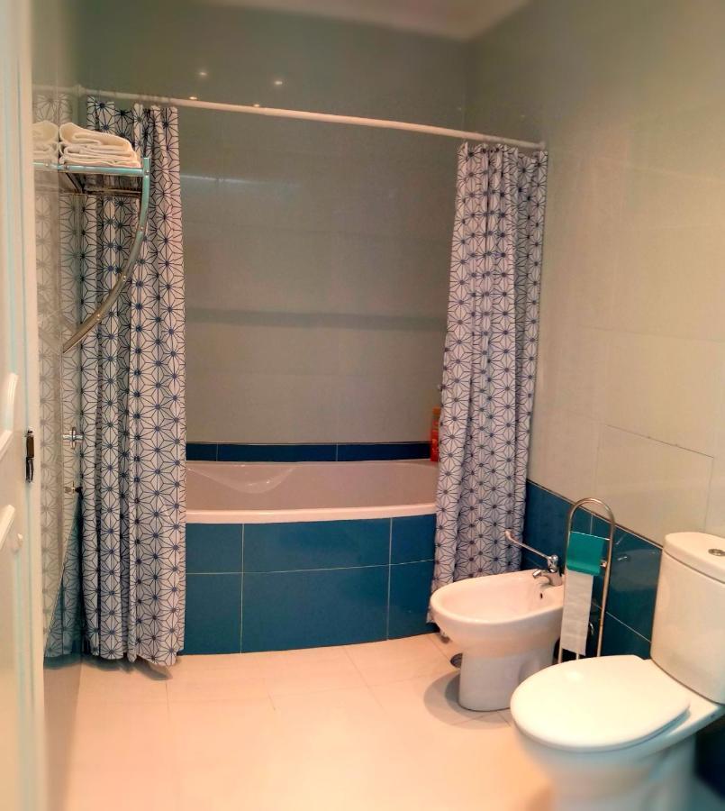 Tugaplace Bed & Breakfast Montijo Ngoại thất bức ảnh